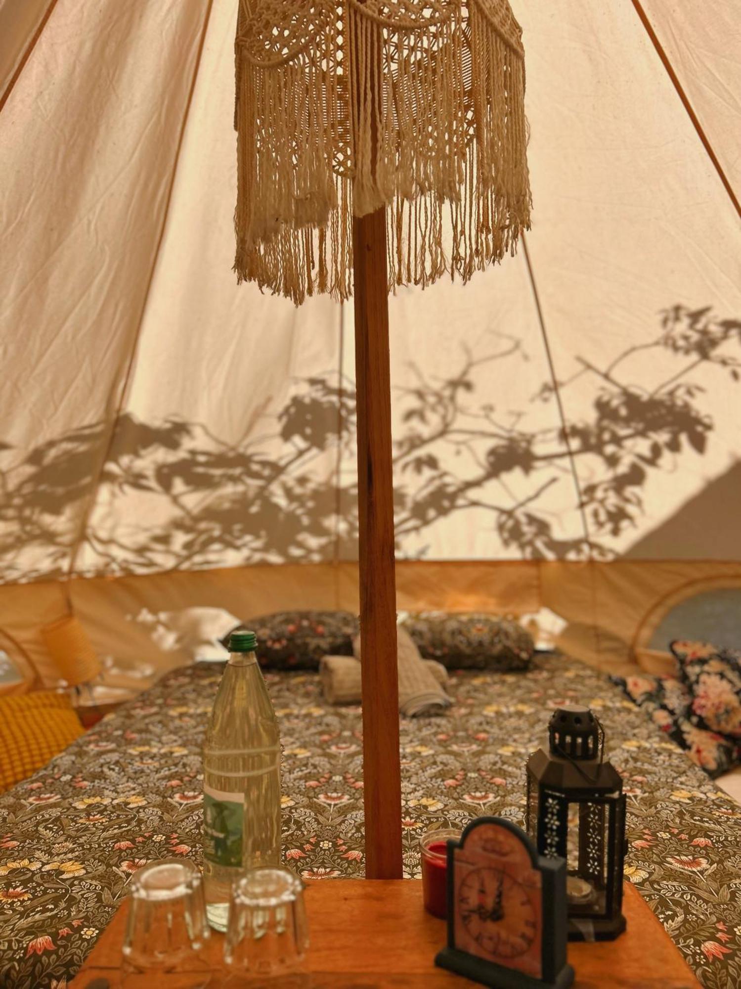 Yurt In Avocado Garden 호텔 기마르 외부 사진